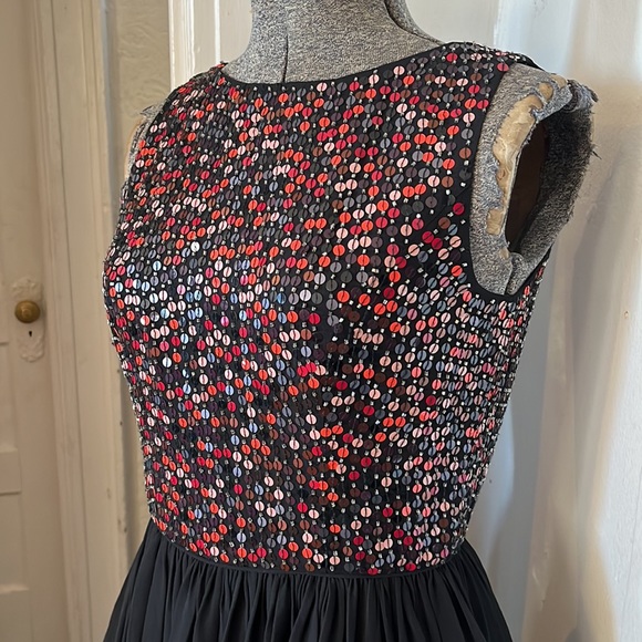 Shoshanna NWT Sequin Evie Swing Dress Red Black Beaded Mini Party Occasion, sz 2 - Picture 6 of 17